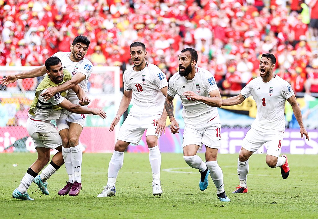 Irán a hosszabbításban legyűrte Walest 2-0